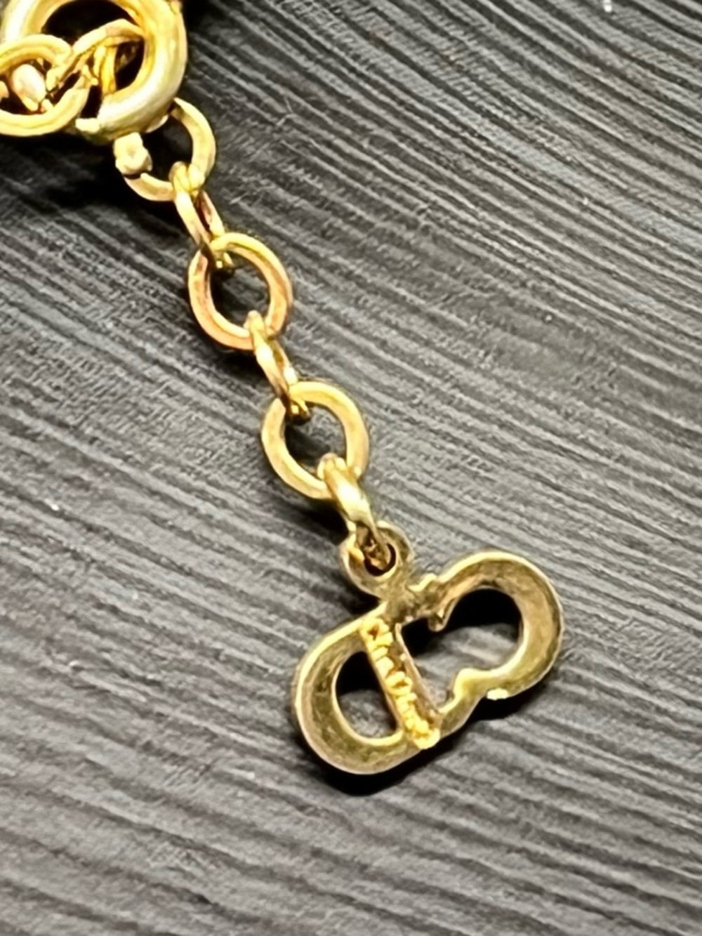 Dior Gold Oval CD logo Necklace 17in - Picture 8 of 9